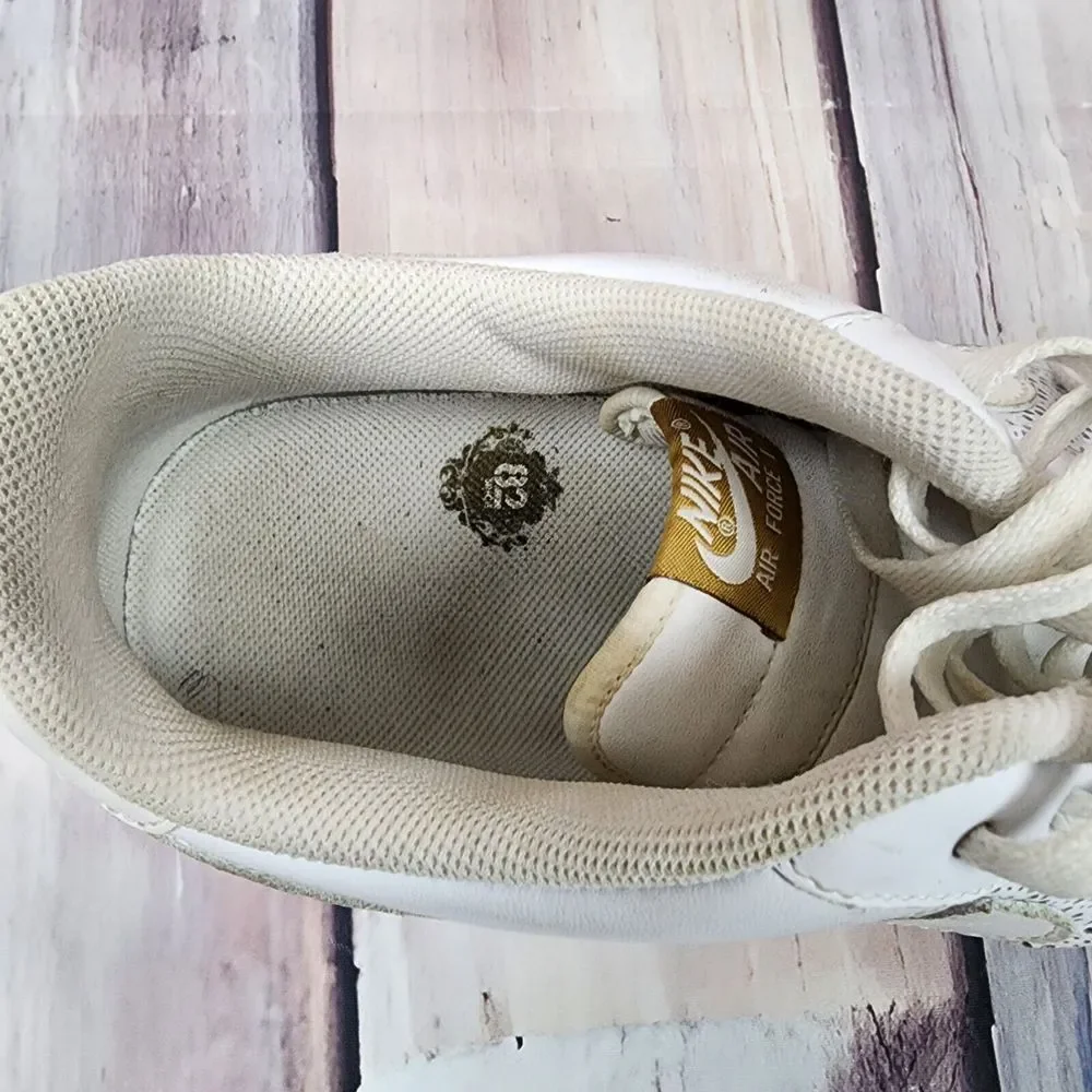 Nike Air Force 1 Mens 14 Low White Perforated Side Panels Gold Letter 315122-992
